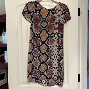 EUC Snakeskin Shift Dress size small | brand eight sixty